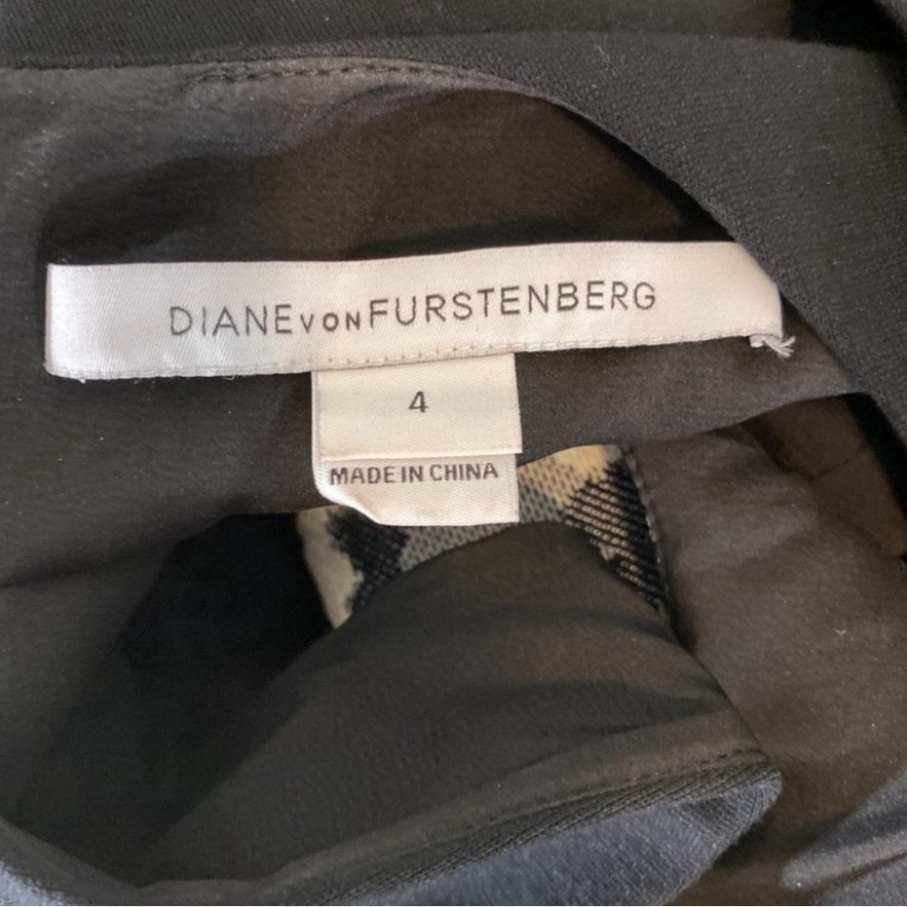 Diane Von Furstenberg DVF Snow Leopard Dress - Picture 7 of 7